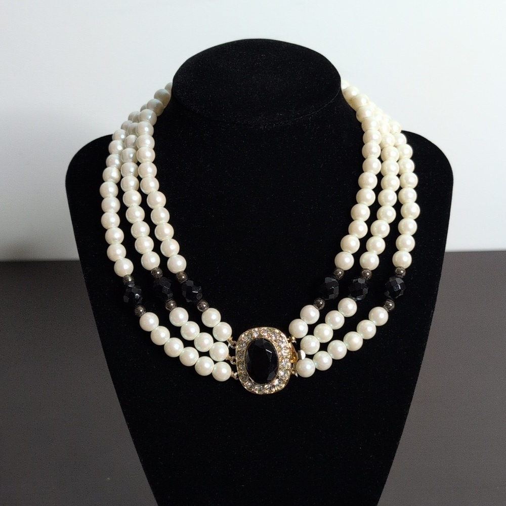 80s Style Vintage Faux Pearl Black Beaded Multi Strand Jeweled Rear Clasp Choker
